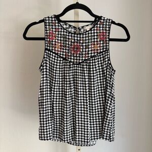 Gingham Floral Print Sleeveless Top in Black & White, Juniors Medium